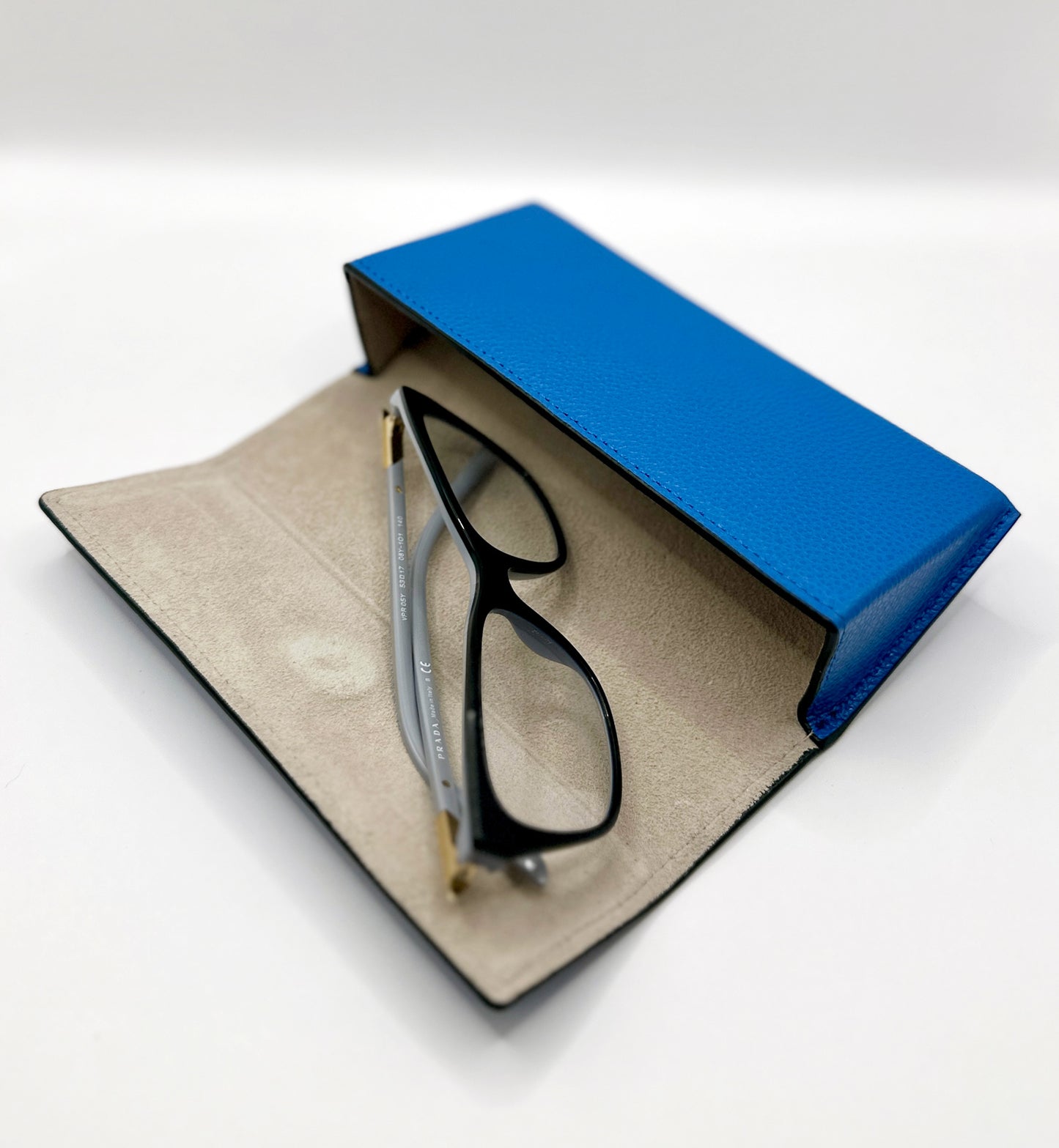 Sunglasses Leather case- Azul