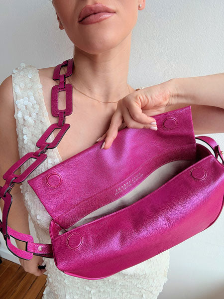 Mimi Moon bag correa Ovalos Fucsia metalizado